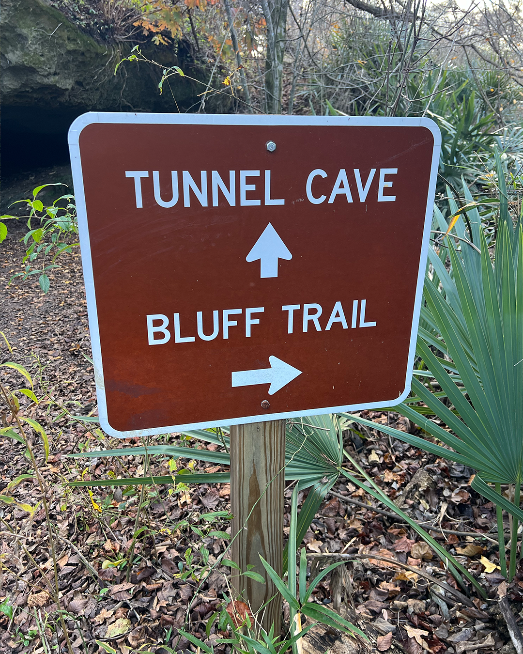 Trail signage for tunnel cave and bluff trail